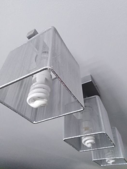 Lampa pokojowa potrójna