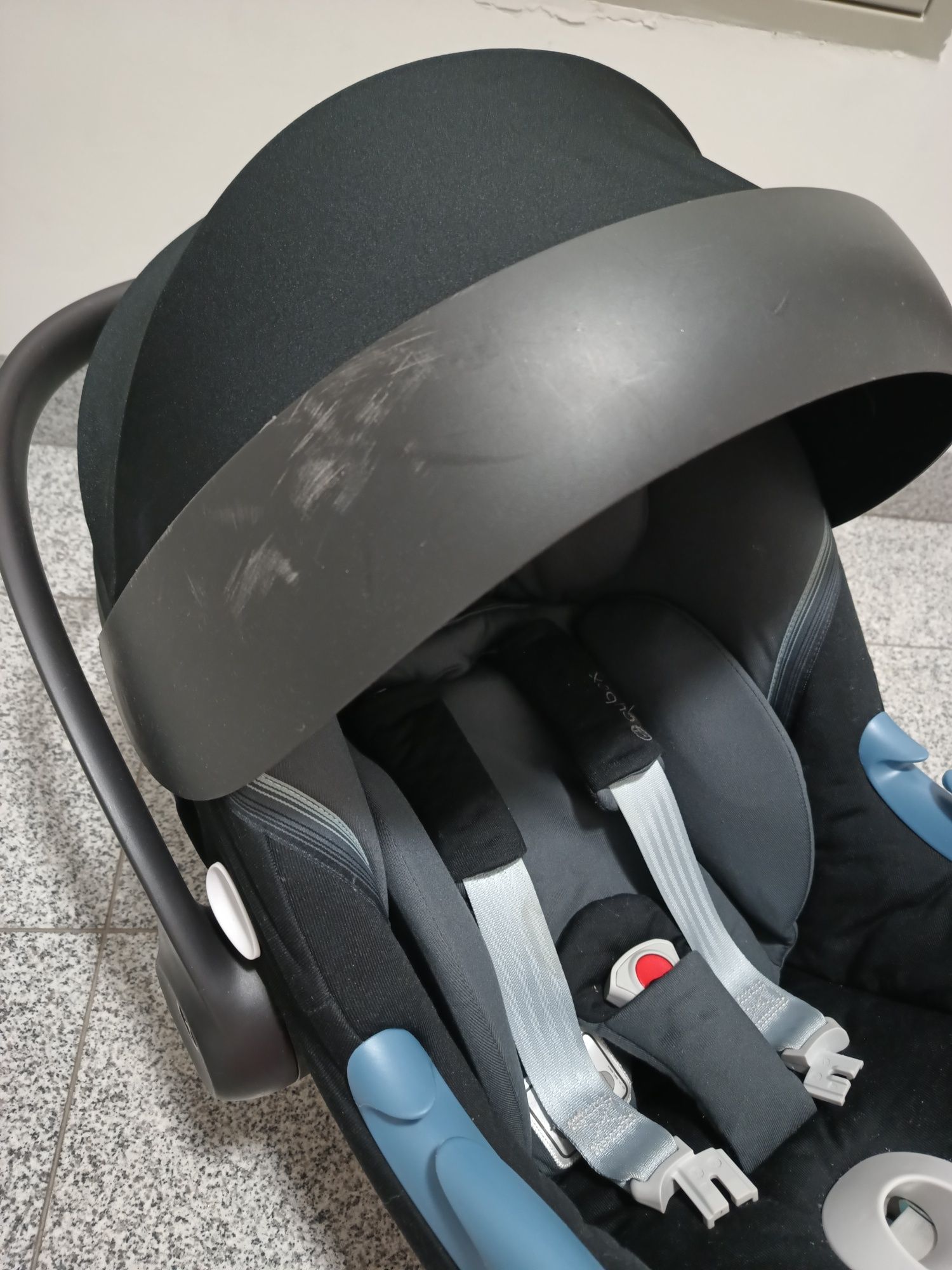 Nosidełko samochodowe fotelik Cybex Aton M - i size