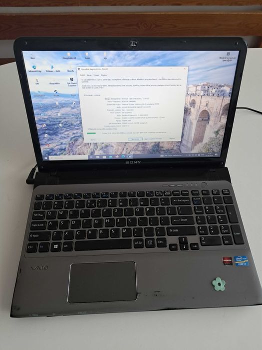 Laptop Sony Vaio SVE1512M6ESI • i3 • 4GB RAM • Sprawny •