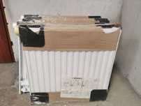 Grzejniki 60cmx60cm x4 oraz 60cmx80cm x1