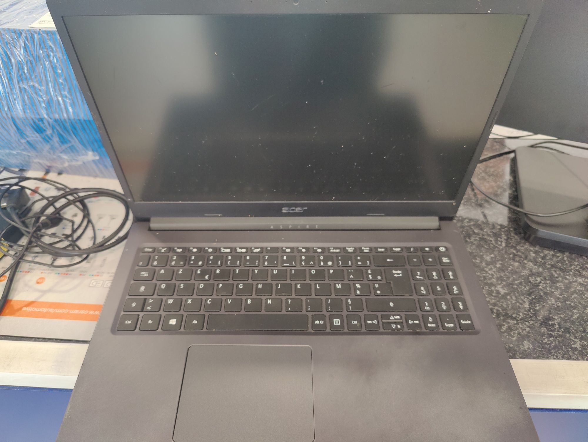 Acer N19H1 - portátil para peças completo