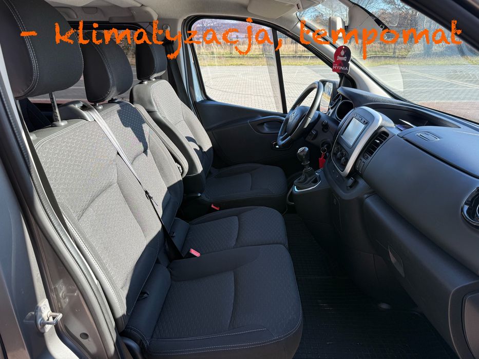 Wynajem busa 9- osobowego z kierowca i bez