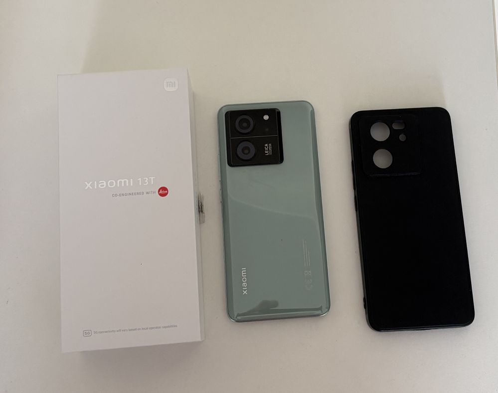Xiaomi 13T 256GB z etui i sluchawkami Oppo w zestawie