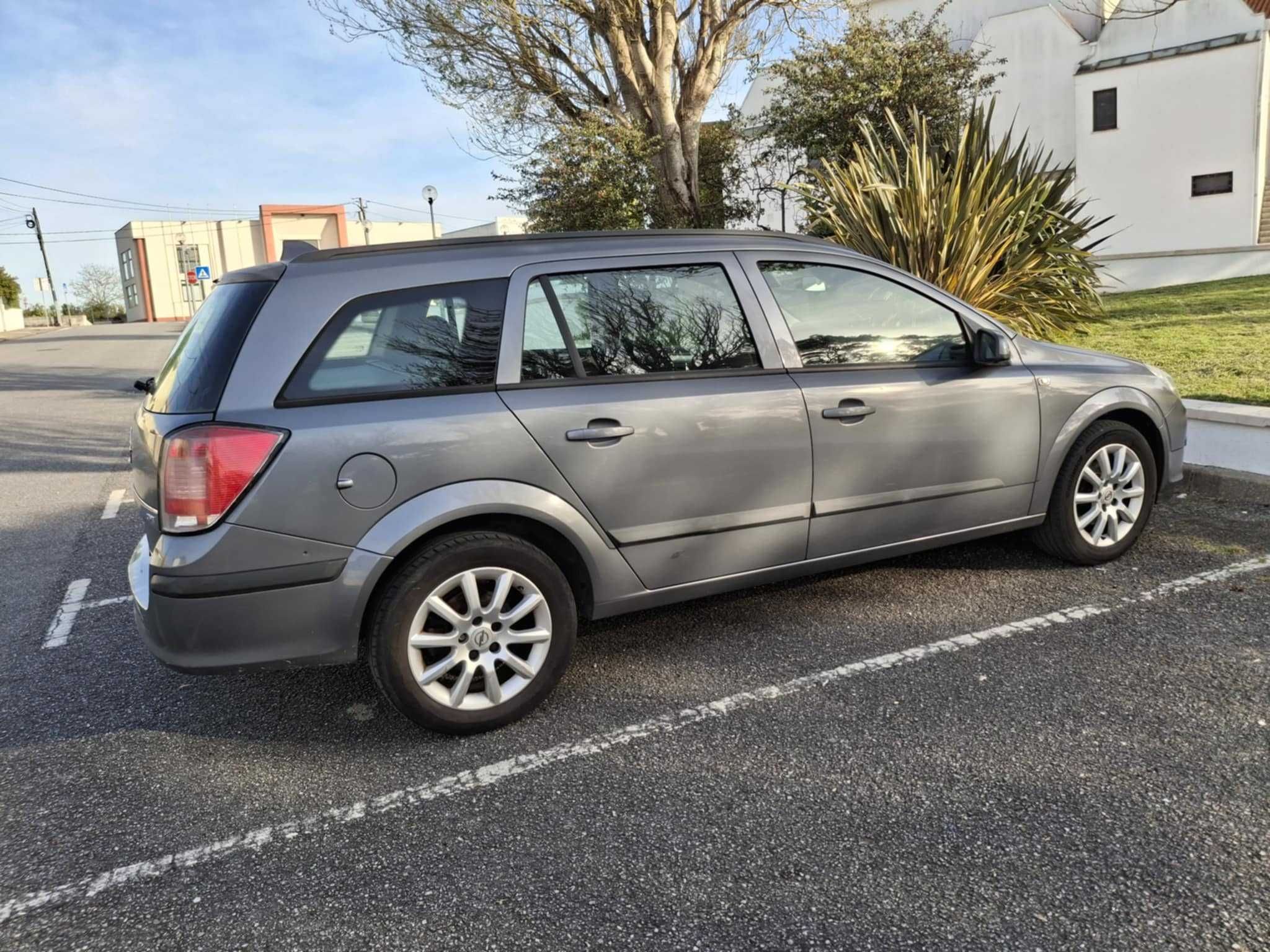 OPEL ASTRA H 2005