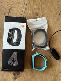 Zegarek, opaska Xiaomi Mi Band 4