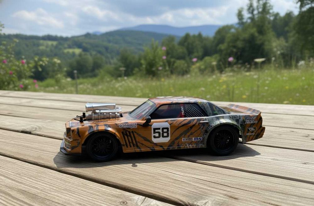 Акція‼️ Форсаж - Машинка для дрифта і гонок на радиоуправлении 28см