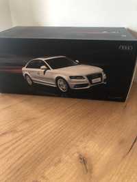 Audi a4 b8 skala 1/18