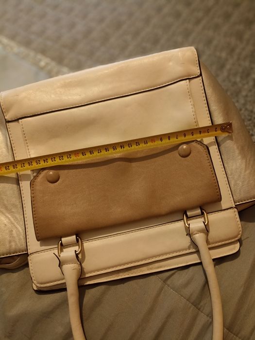 Mala em pele muito boa