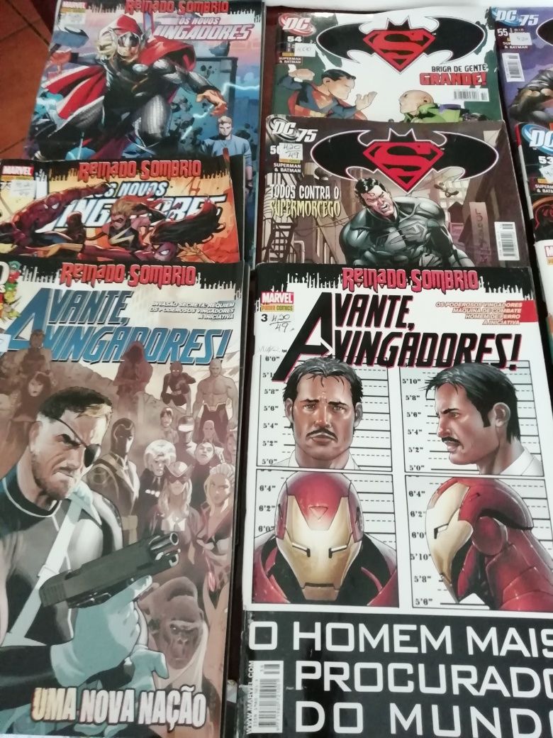 Revistas Marvel e DC