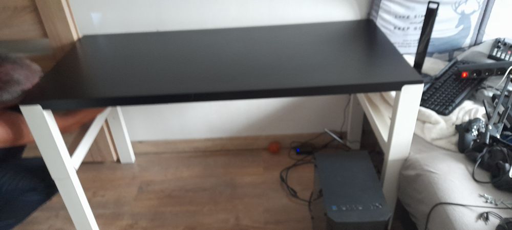 Biurko ikea 128 cm regulowana wysokość