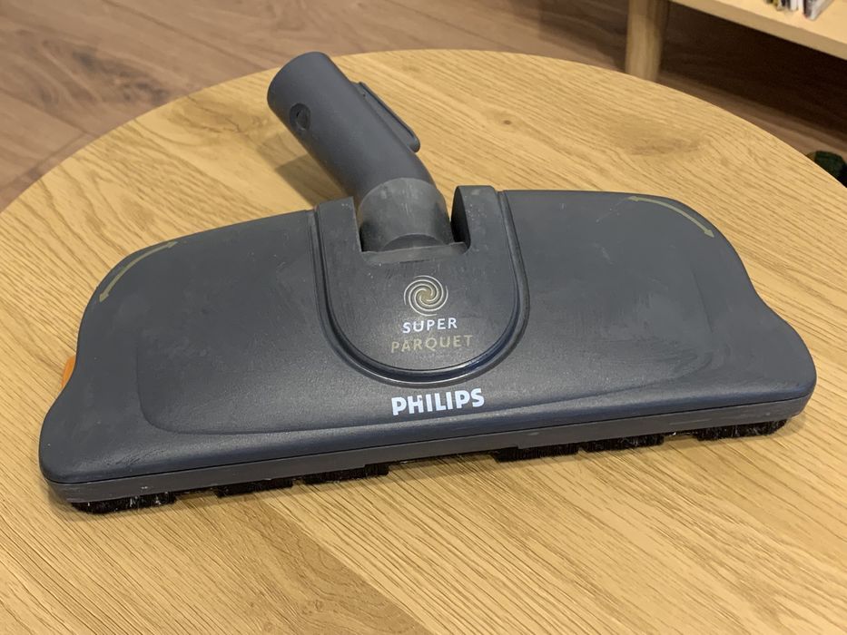 Щітка для пилососу