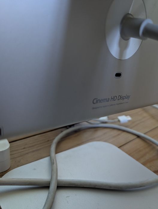 Monitor Apple Cinema HD Display 23 polegadas