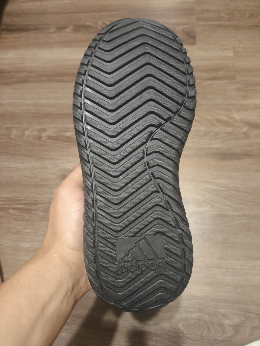 Кросівки уні секс 38-40р.