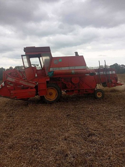 комбайн Massey Ferguson 186