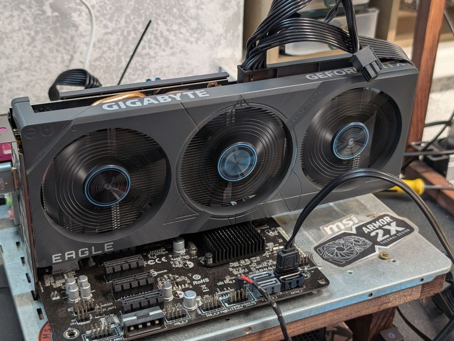 Топ! GIGABYTE EAGLE 3X RTX 4060 8GB (GDDR6) Гарантія | XPLAY