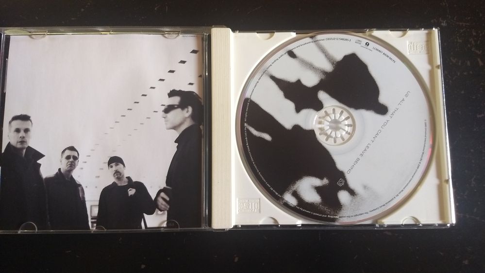 Cd dos U2 "All that you can't leave behind"