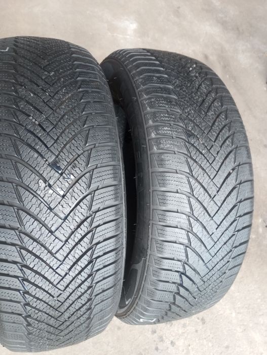 Opony zimowe Minerva Frostrack HP 215/60/16  2 szt.