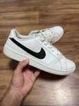 Nike Court Royale 2
