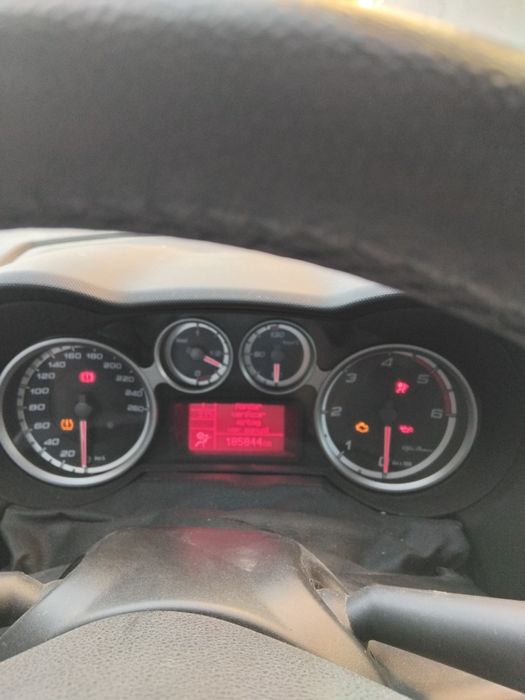 Vendo alfa Romeo mito 1.3 multijet 2015 nacional salvado acidentado