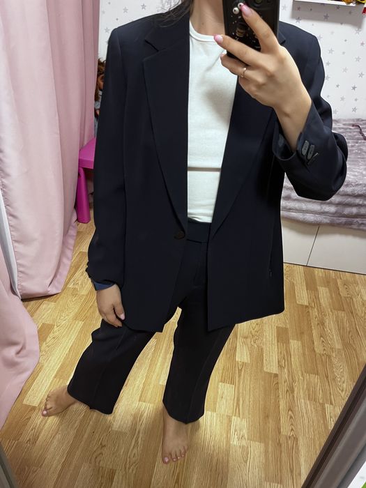 Костюм жіночий класичний