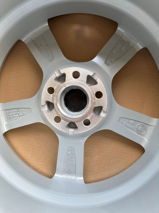 Nowe alufelgi 17 5x112 ET 42 66.6mm Audi VW skoda 7J