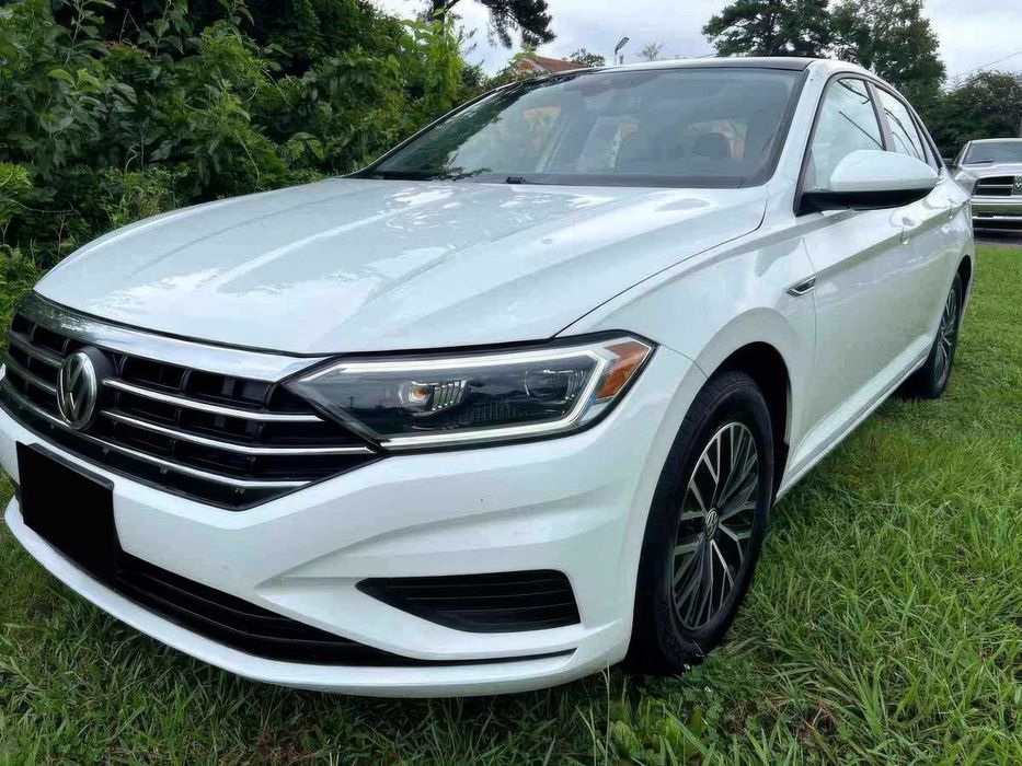 Volkswagen Jetta SEL      2019