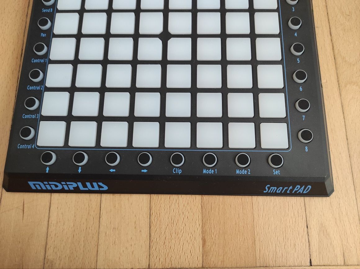 Midiplus Smardpad S + Cubase LE kontroler z 64 padami nowy na gwarancj
