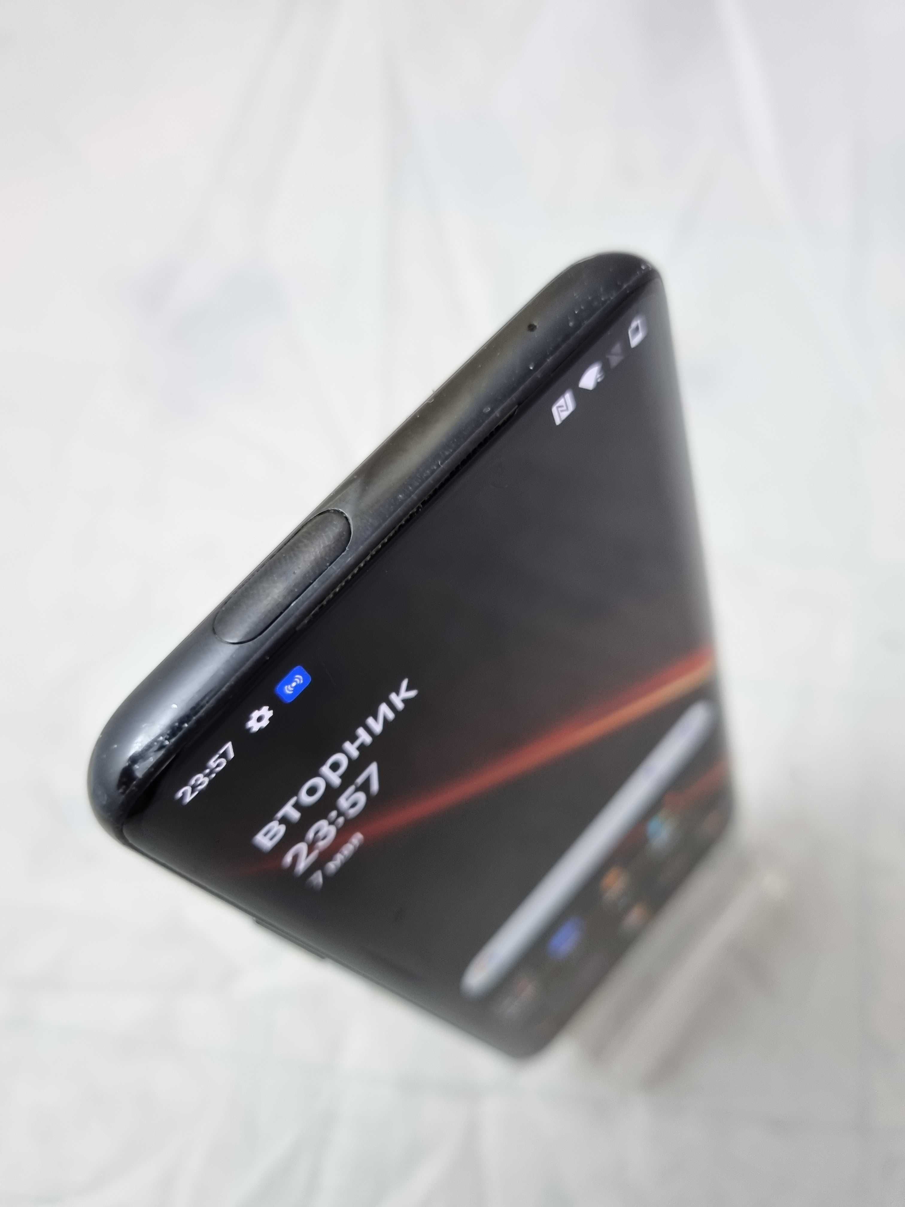 OnePlus 7T Pro 5G McLaren HD1925 12/256GB хорошее состояние