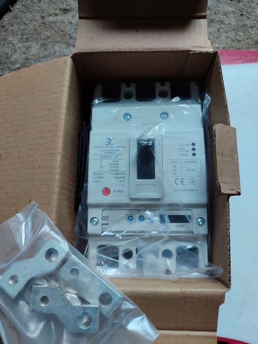 Автоматичний вимикач ВА/ЕС-Е-100А