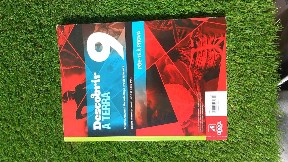 Caderno de atividades Descobrir a Terra 8