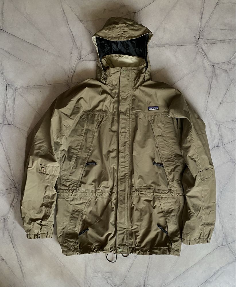 Patagonia Gore tex чоловіча вітровка оригінал