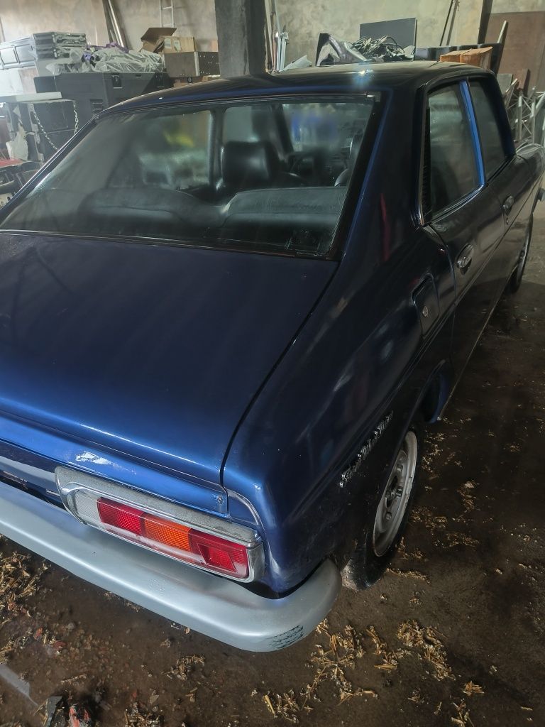 Subaru DL 1400 antigo