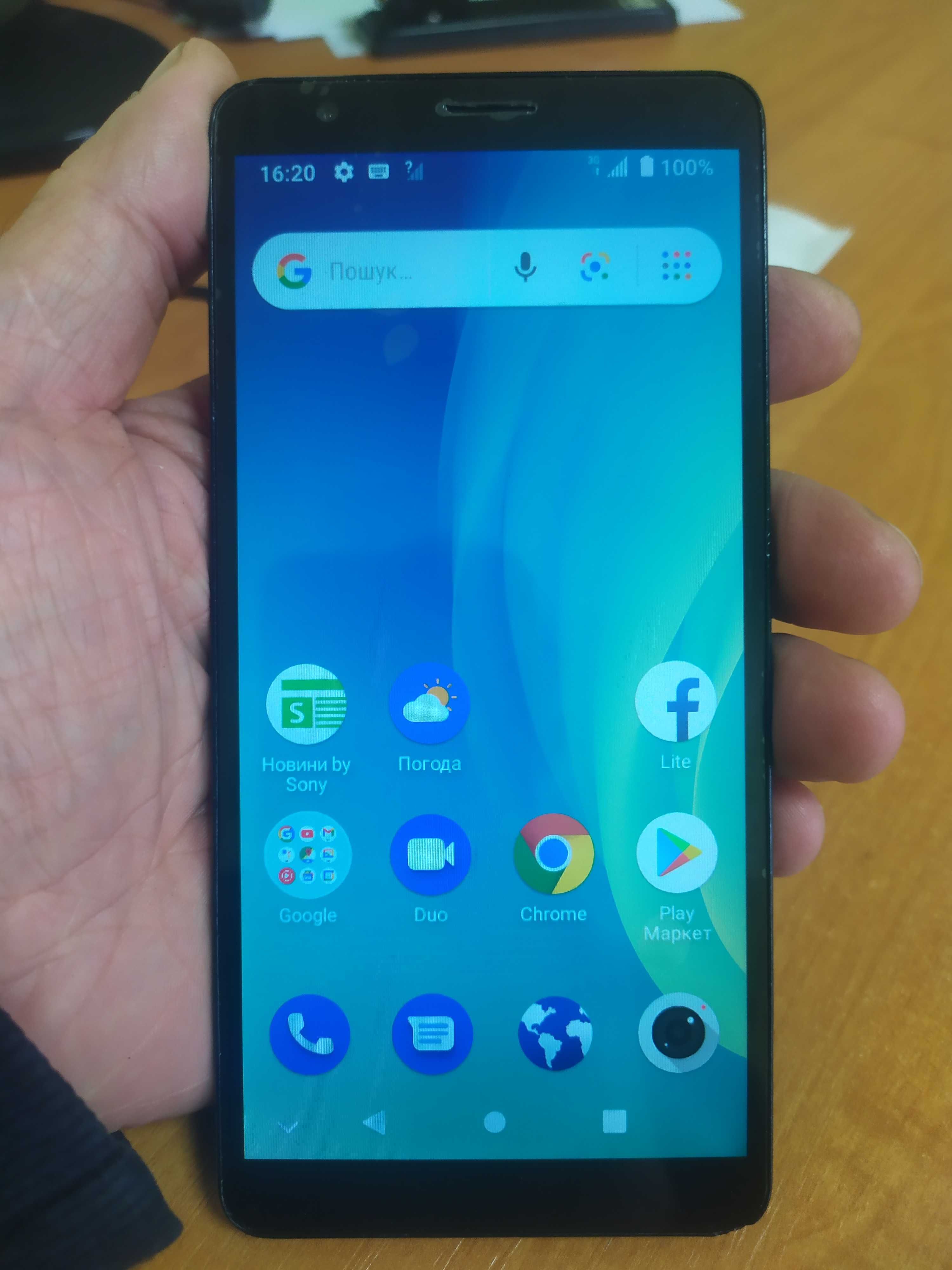 Продам телефон ZTE Blade L210