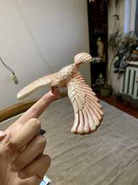 Летящая, парящая птичка, птица, статуэтка, игрушка, сувенир
