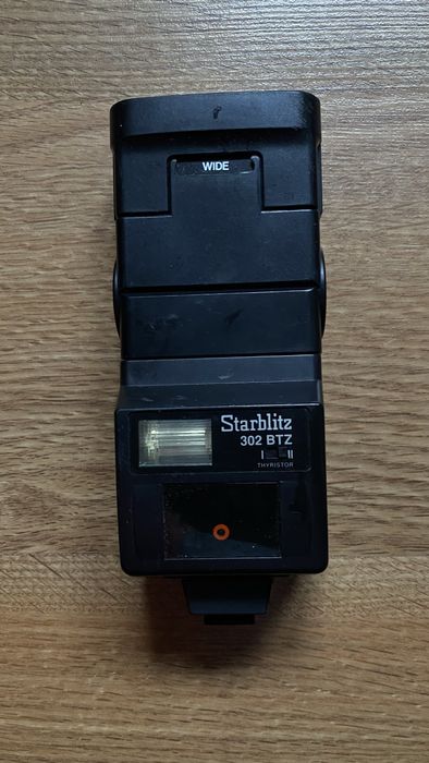 Фото спалах, Starblitz 302 BTZ