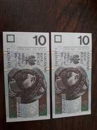 Dwa banknoty 10 zł o bardzo podobnych numerach seryjnych