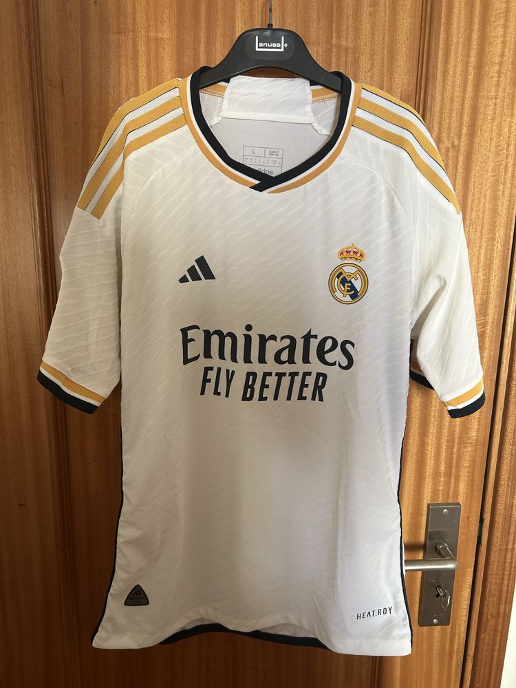 Equipamento principal Real Madrid 2023/2024 Tamanho L