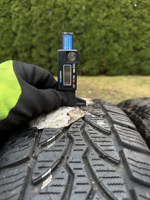 195/65 Р15 зимові шини Bridgestonne Blizzak Lm-32 резина з Німеччини