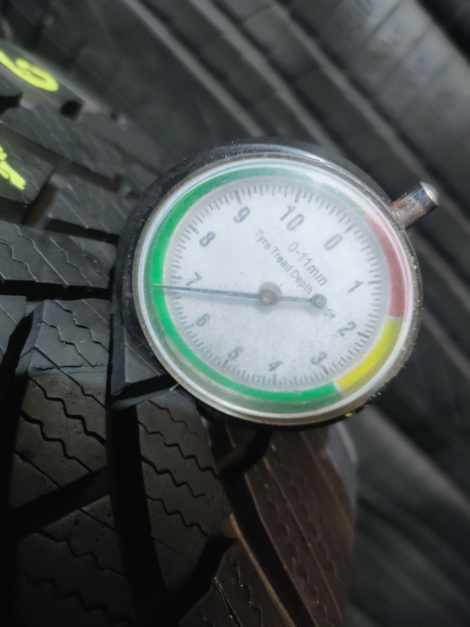 205/55r16 Bridgestone Blizak LM005