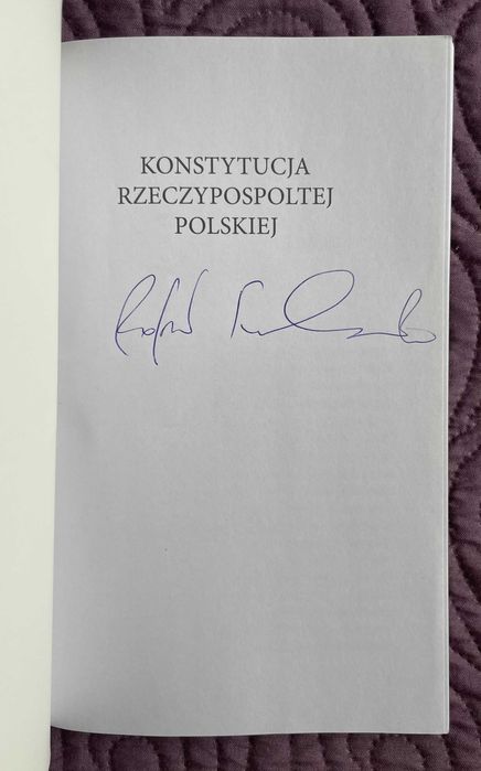 Rafał Trzaskowski podpis autograf sygnatura Konstytucja