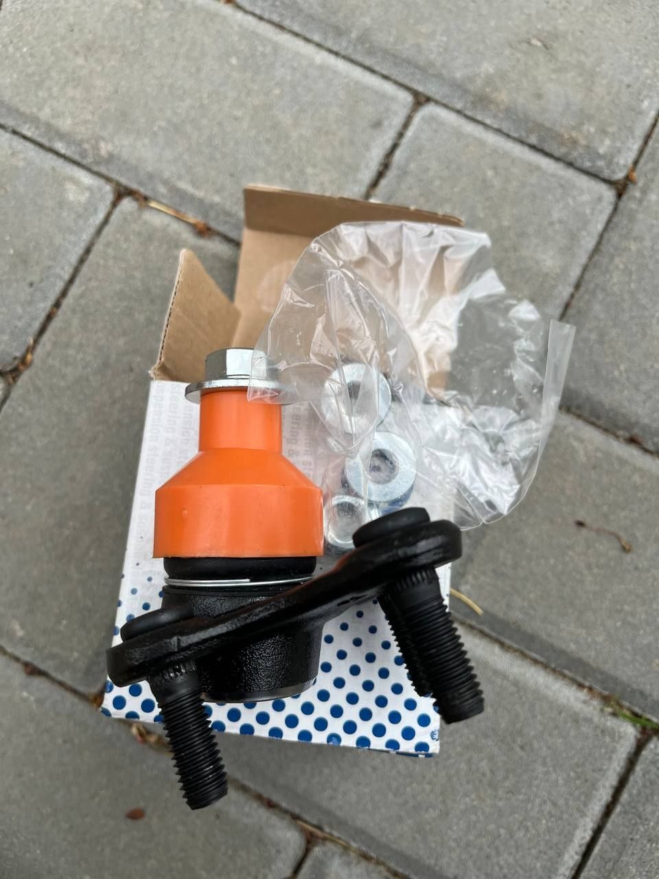 Шарова опора на vw Tiguan 96-90920-156