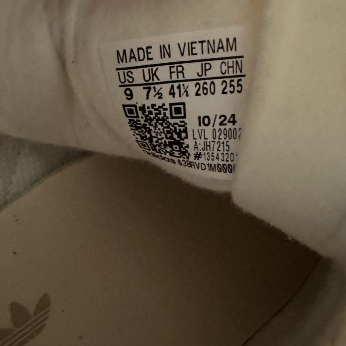 adidas Gazelle. Жіночі  снікерси. Оригінал. Шкіряні. Нові. Р. - 41.1/3