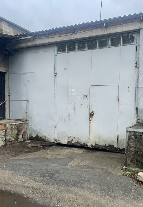 Оренда приміщення гаража, склад загальною площею 49,6 кв.м.