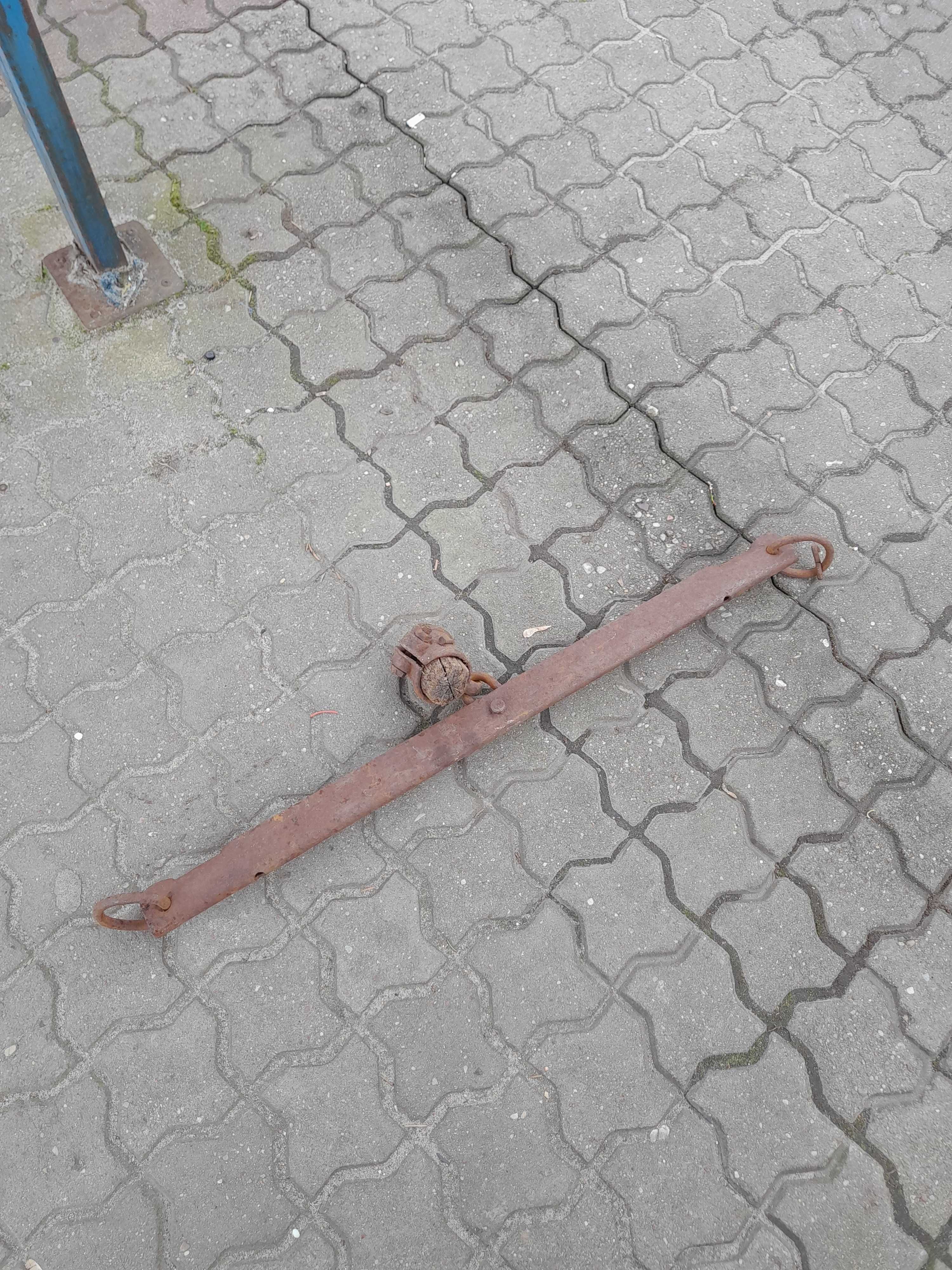 Stary metalowy orczyk zabytkowy kuty Antyk PRL wojenny