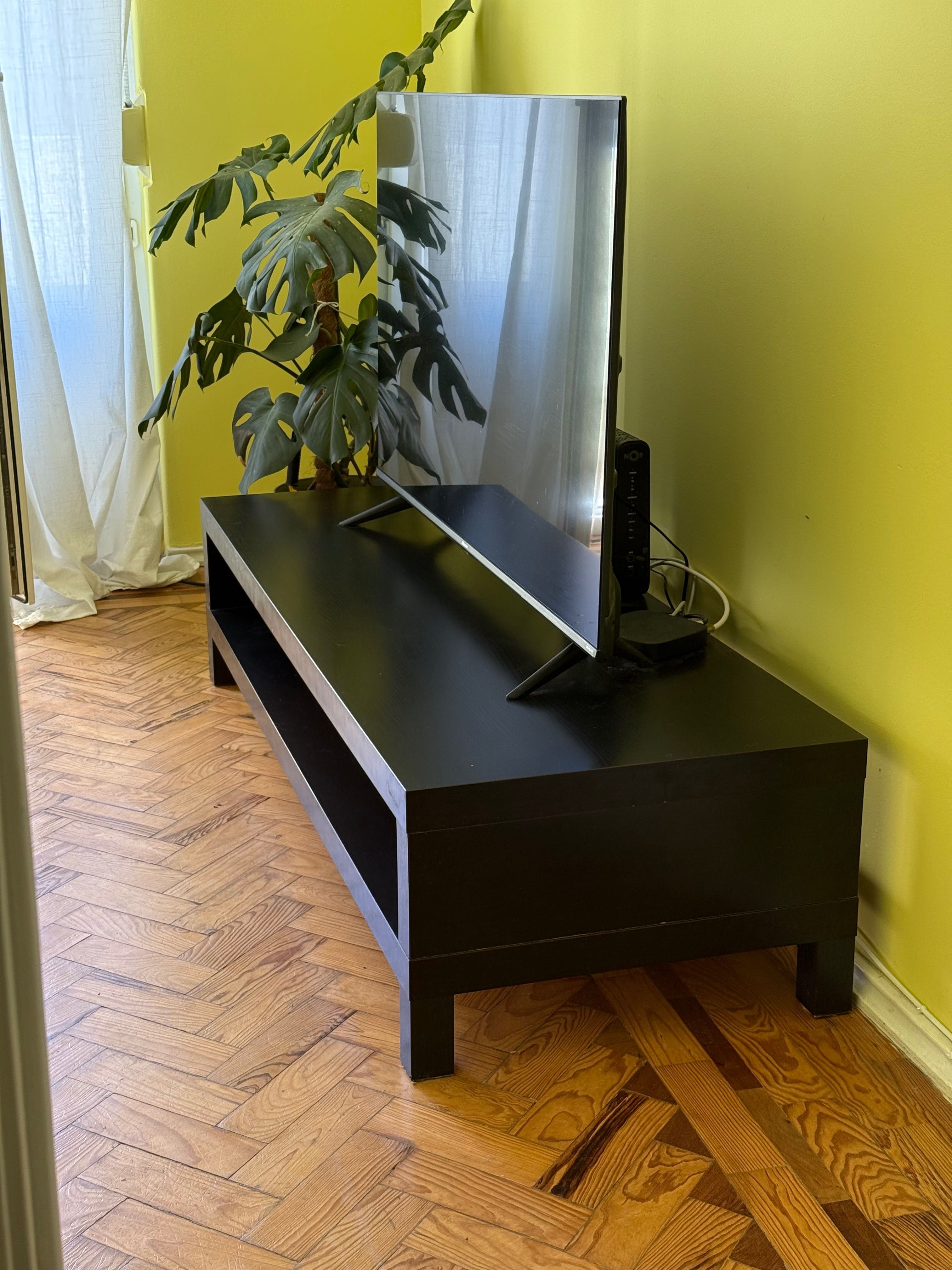 Móveis de TV preto, Ikea
