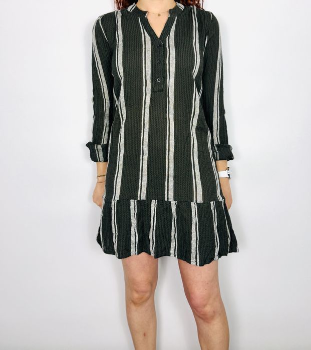 Ciemnozielona sukienka w pionowe paski XS 34 Fransa