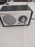 Rádio de mesa "Roadstar" a funcionar a funcionar  como novo