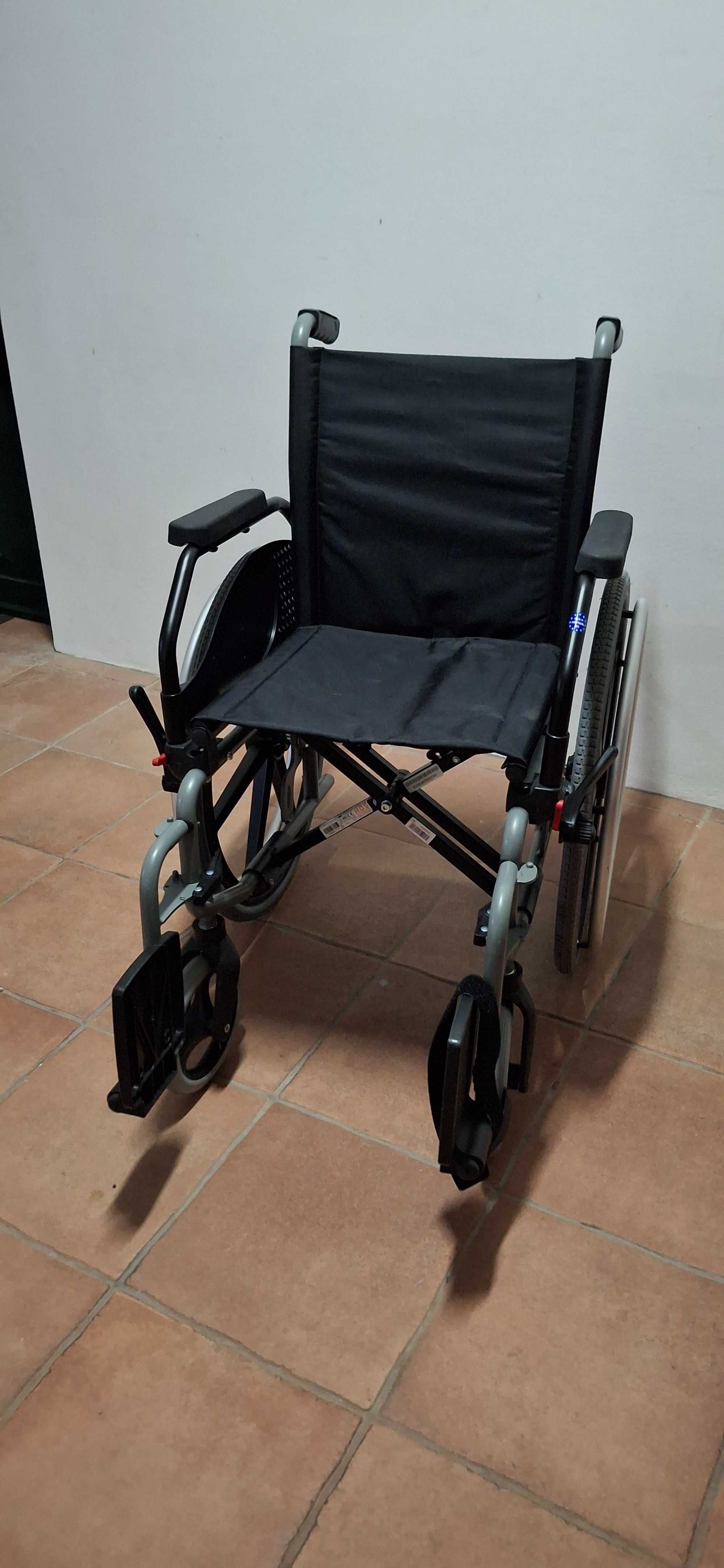 Cadeira de rodas Marca ORTHOS