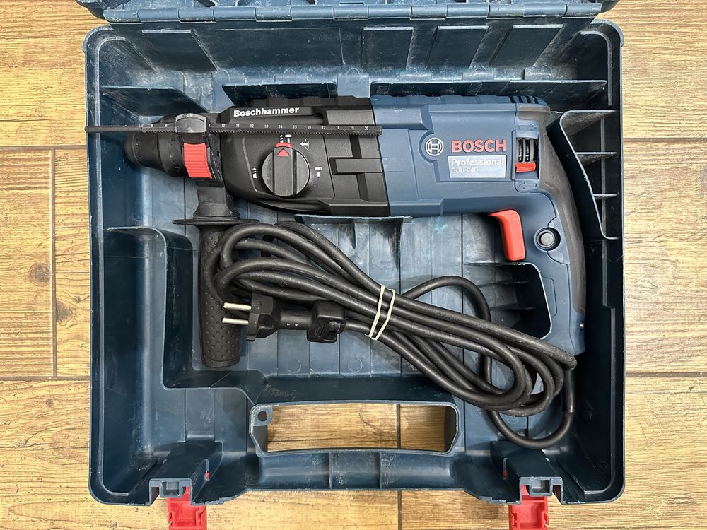 Młotowiertarka, młot udarowy BOSCH GBH240 + walizka - 2022r.
