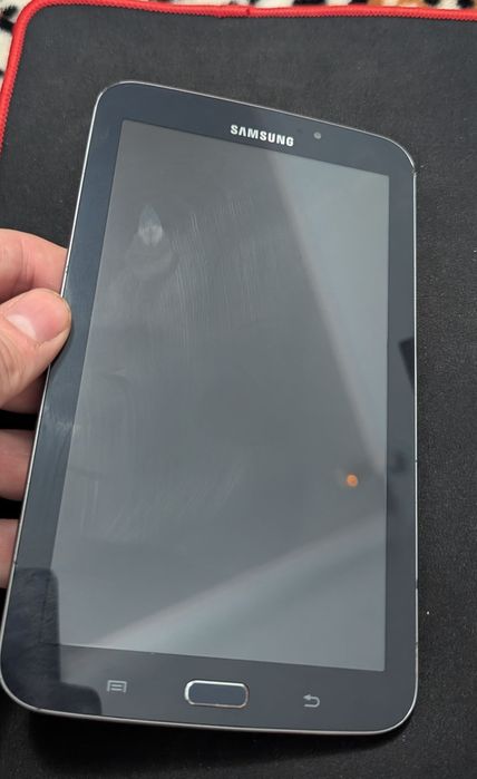 Планшет Samsung tab 3 T210